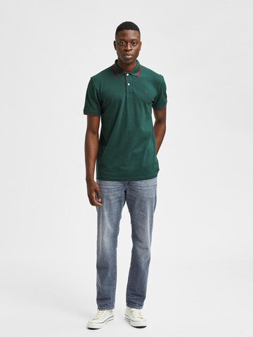 Tricou 'Aze' de la SELECTED HOMME pe verde