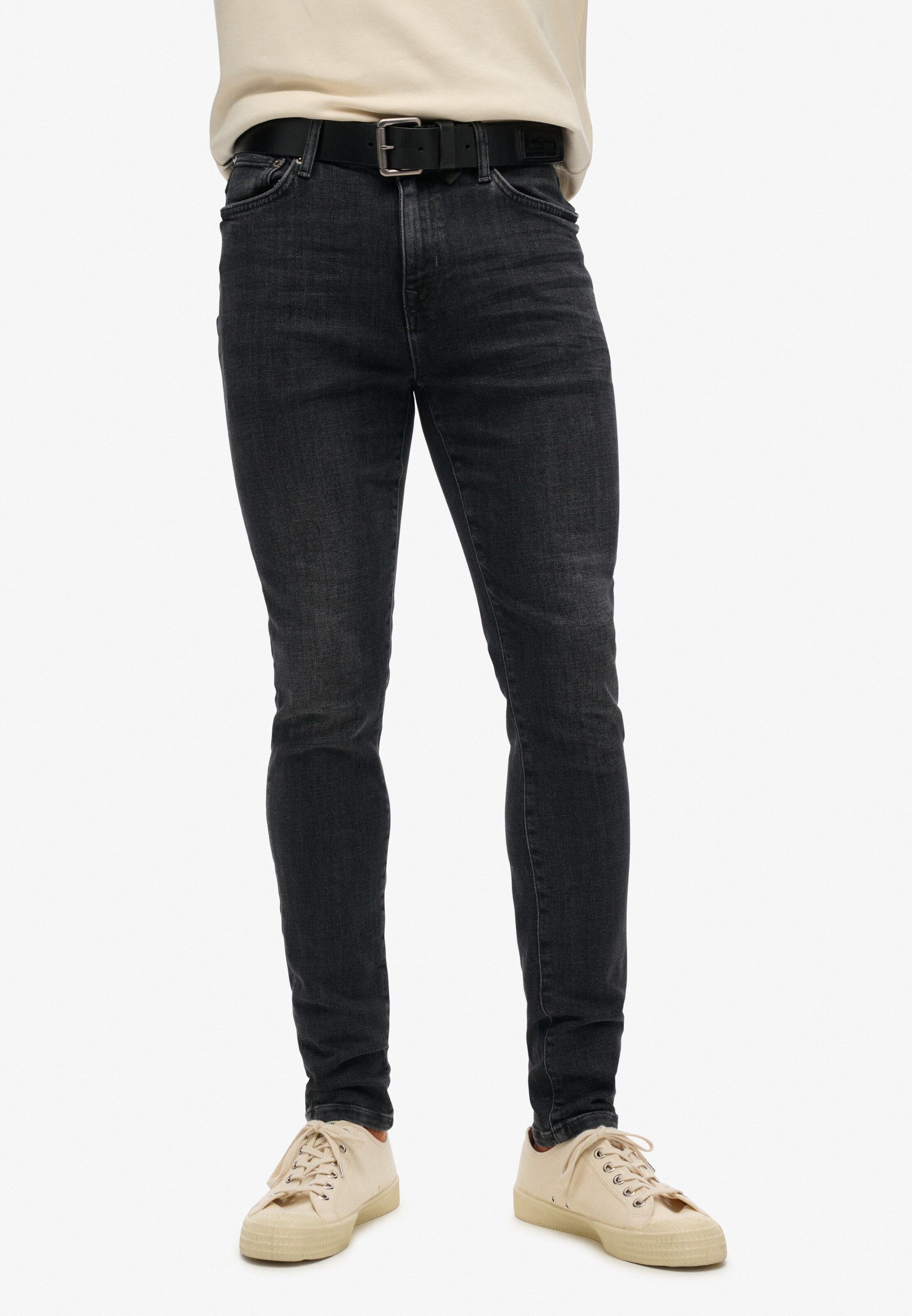 Skinny Jean Superdry en noir : devant