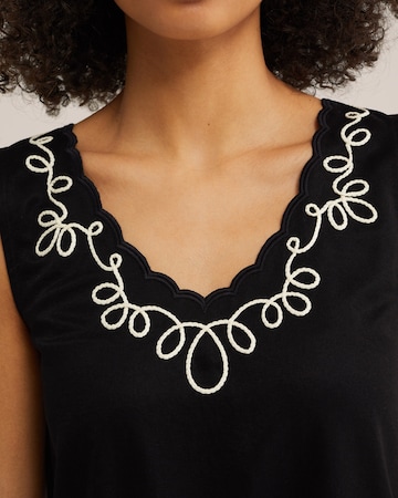 WE Fashion Top in Black