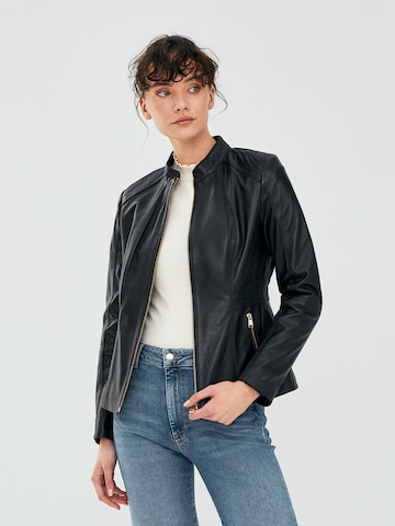 Derimod Between-season jacket in Black: front
