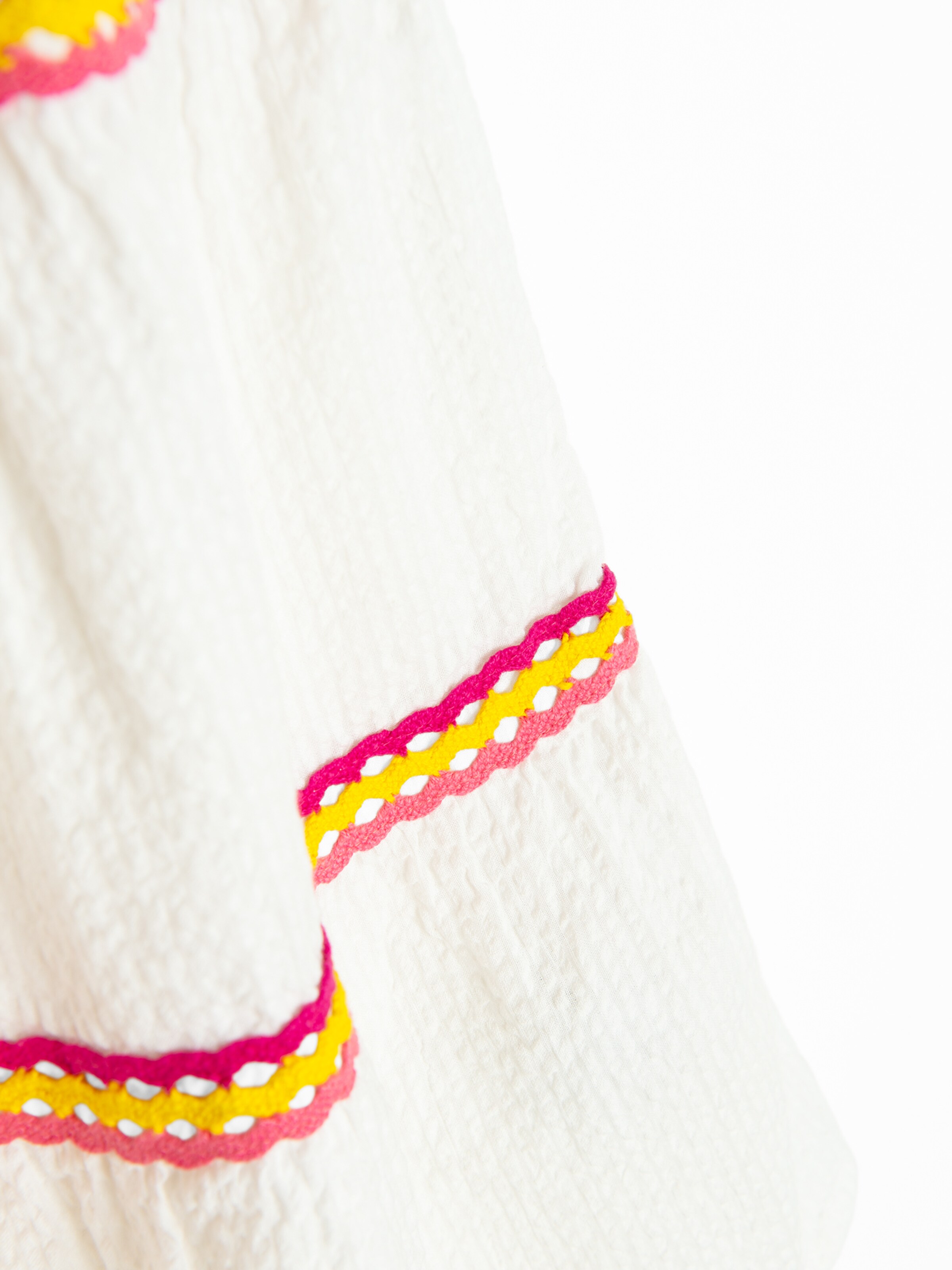 Cool Club Kleid in Weiß