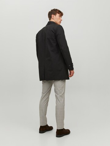 Manteau mi-saison 'CARL' JACK & JONES en noir