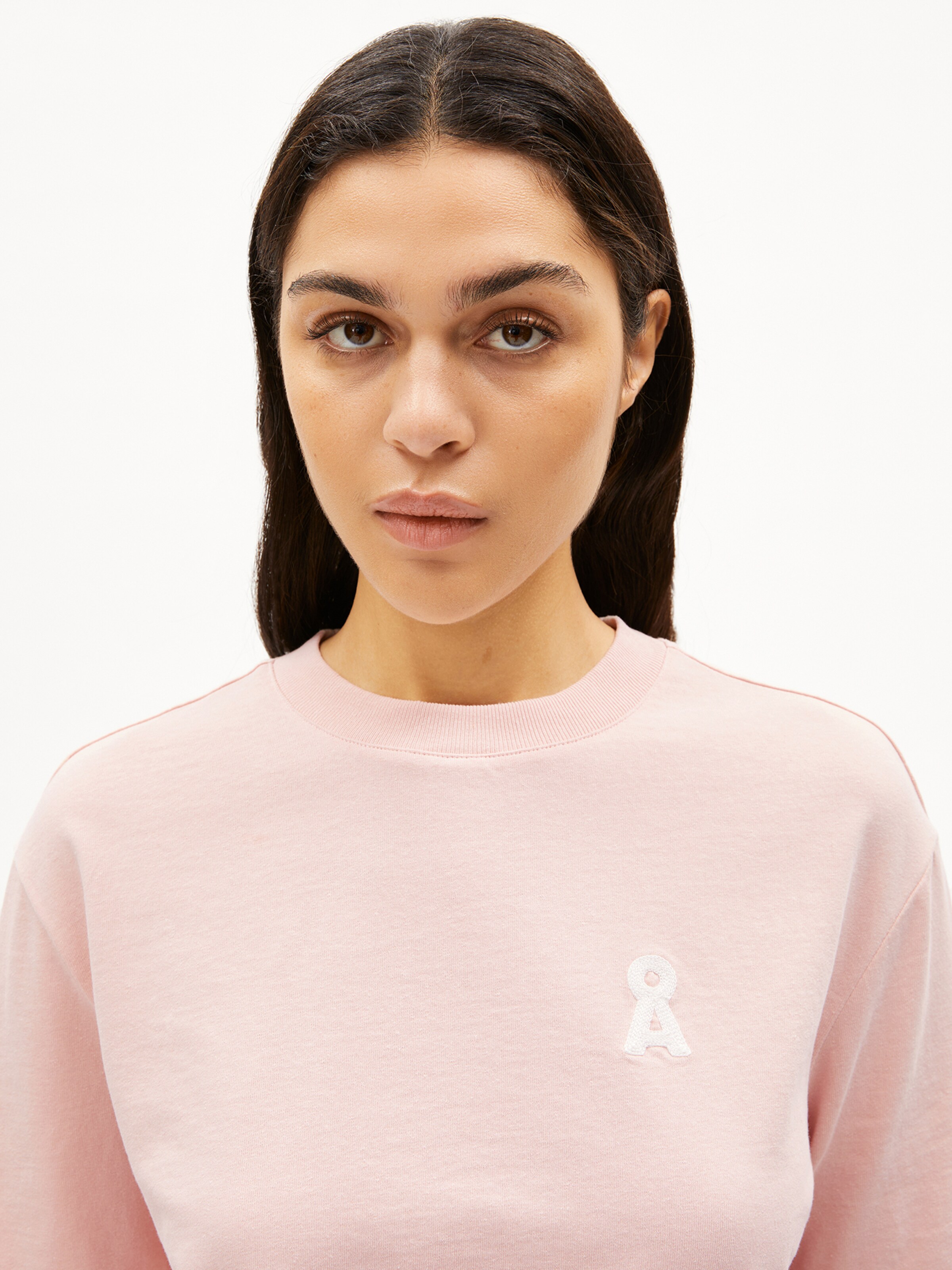 T-shirt 'ICONIC Å TARJAA' ARMEDANGELS en rose