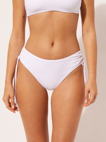 CALZEDONIA Bikini Bottoms 'INDONESIA' in White: front