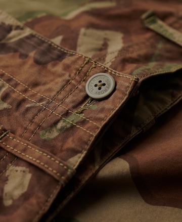 Regular Pantalon cargo Superdry en vert