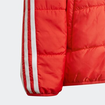 Giacca di mezza stagione 'Adicolor' di ADIDAS ORIGINALS in rosso