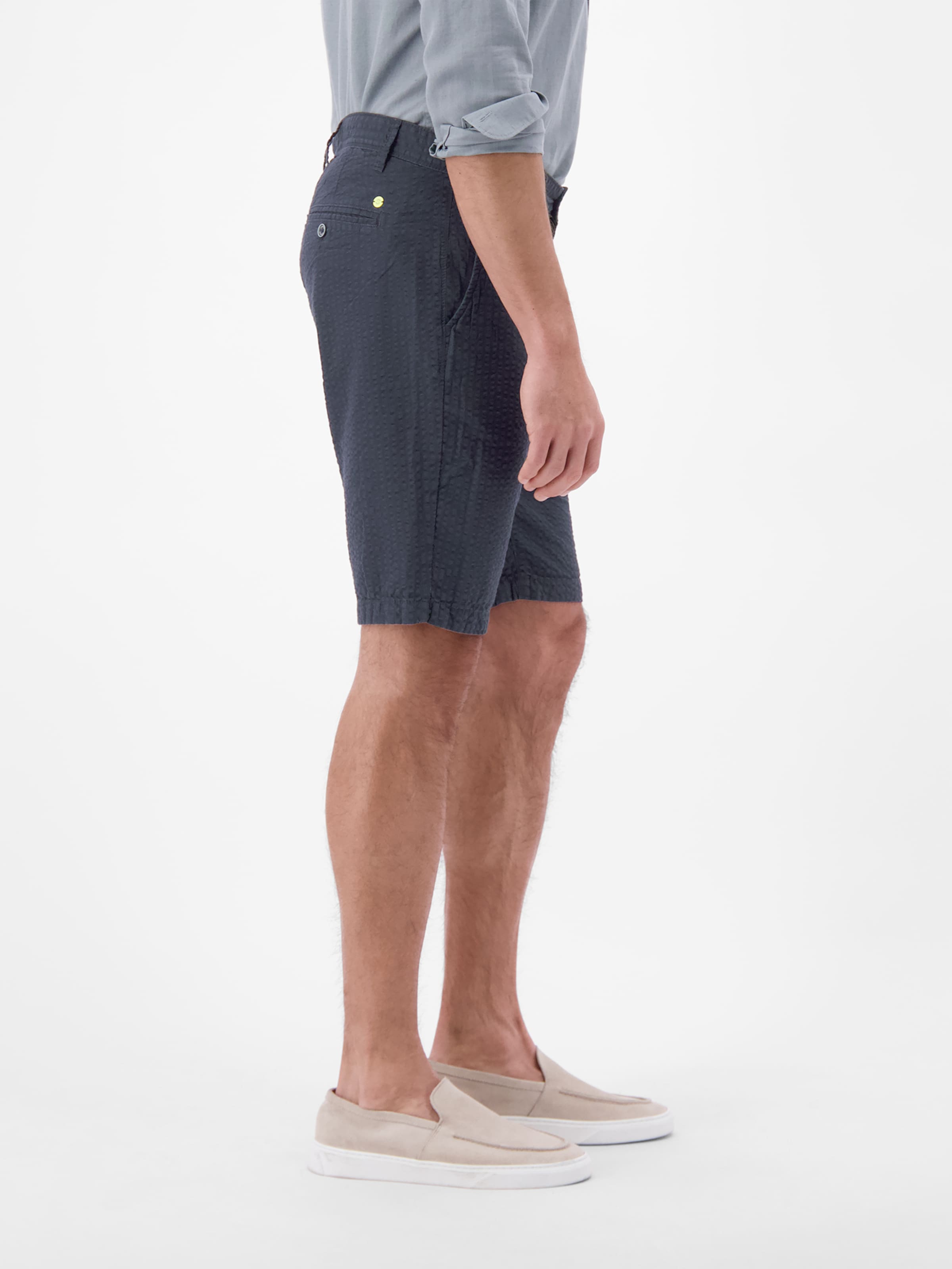LERROS Regular Chino-Shorts aus Baumwolle in leichter Seersucker-Qualität in Blau
