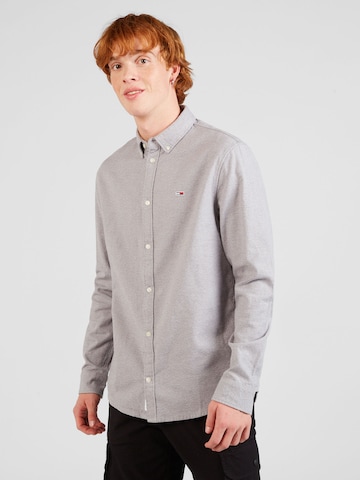 Tommy Jeans Regular fit Overhemd in Grijs: voorkant