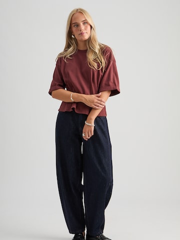 T-shirt 'Juniana' minus en rouge