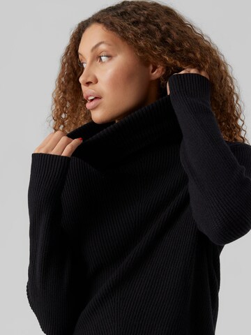 VERO MODA Sweater 'Holly' in Black