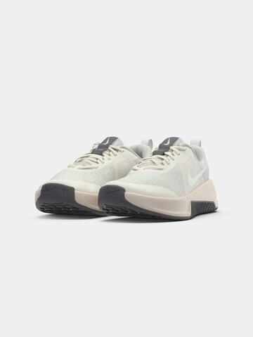 NIKE Спортивная обувь 'MC Trainer 3' в Бежевый