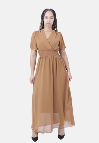 Robe de soirée Elara en marron : devant