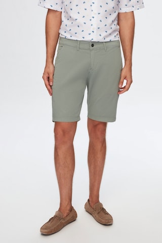 D’S Damat Regular Shorts in Beige: Vorderseite