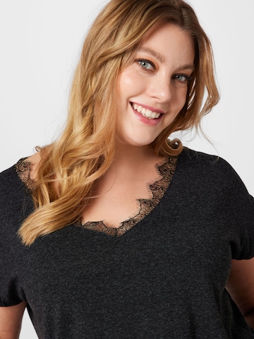 ABOUT YOU Curvy - Camisa 'Galina' em cinzento