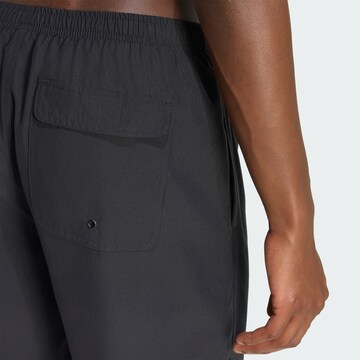 ADIDAS ORIGINALS Badeshorts 'Trefoil Essentials' in Schwarz