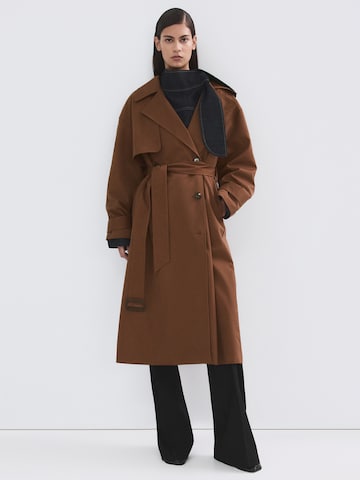 MANGO Tussenmantel 'DELHI' in Bruin: voorkant