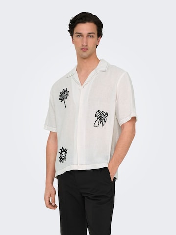 Coupe regular Chemise 'ONSCaidenly' Only & Sons en blanc : devant