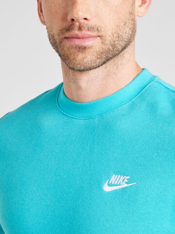 Nike Sportswear - Regular Fit Sweatshirt 'Club Fleece' em verde