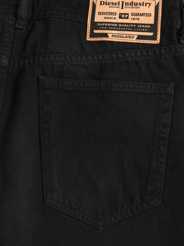 DIESEL - Tapered Vaquero 'BUSTER-X' en negro