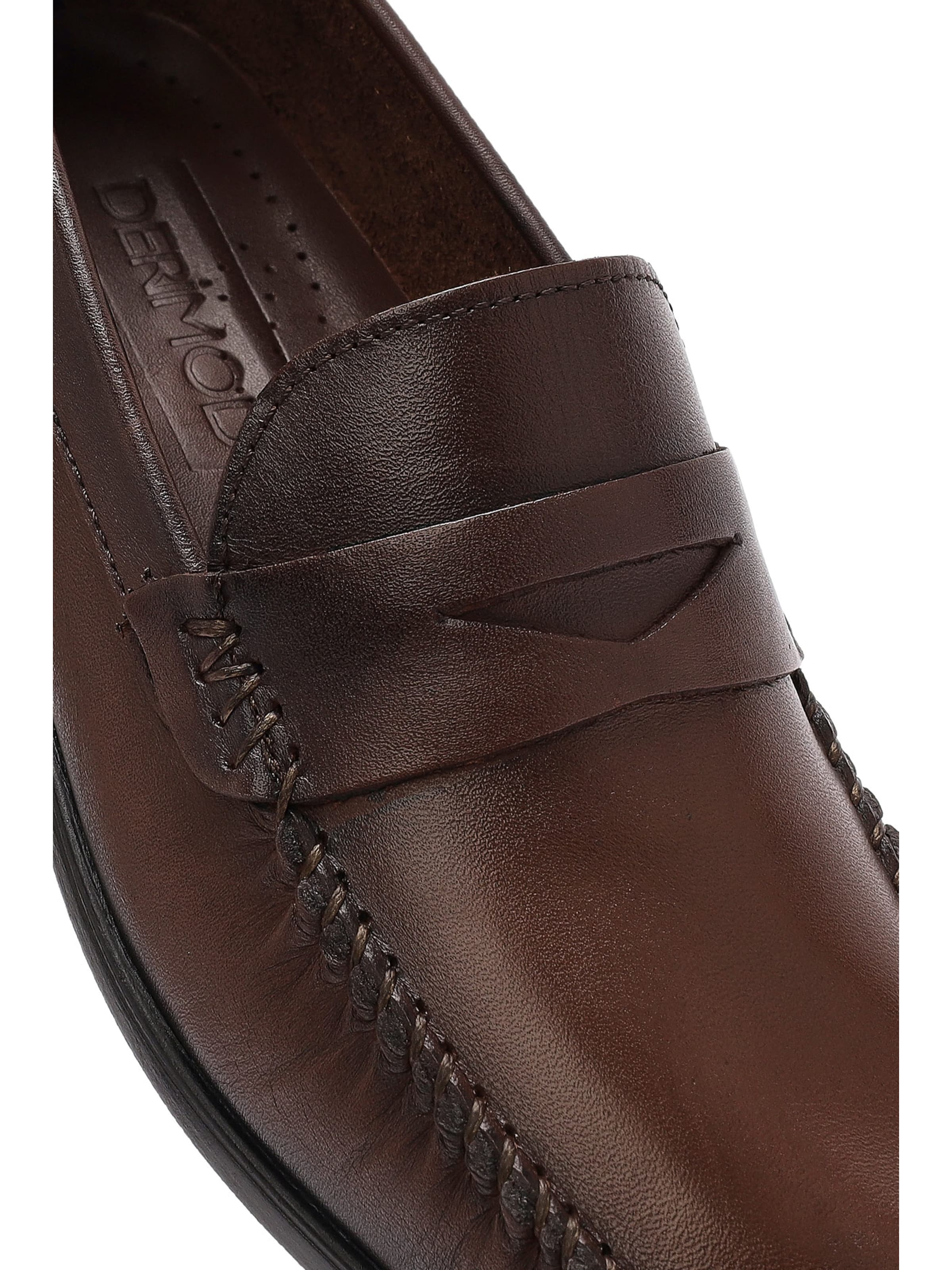 Derimod - Mocasines en marrón
