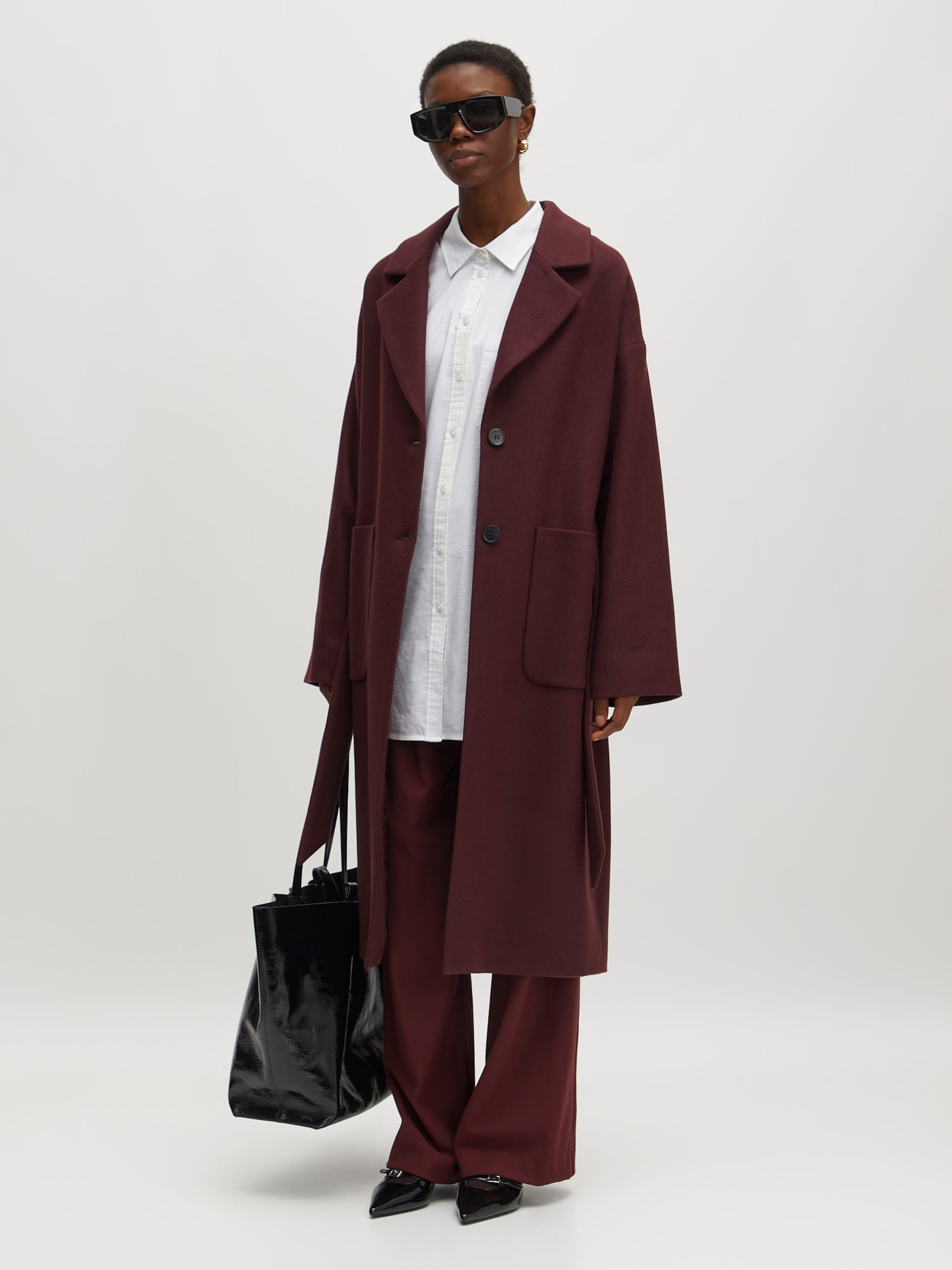 EDITED Produkter Overgangsfrakke 'Santo' burgunder