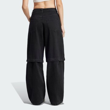 ADIDAS ORIGINALS Zvonové kalhoty Džíny 'Adibreak' – černá