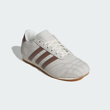 ADIDAS ORIGINALS Platform trainers 'Taekwondo' in White