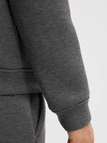 Veste de survêtement 'Jason' STRELLSON en gris