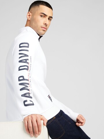 Sweat-shirt CAMP DAVID en blanc