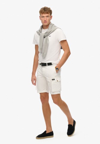 Loosefit Pantalon cargo Superdry en blanc