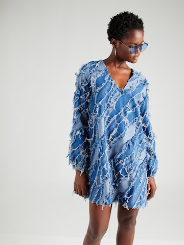 Robe 'Sally' SOMETHINGNEW en bleu : devant