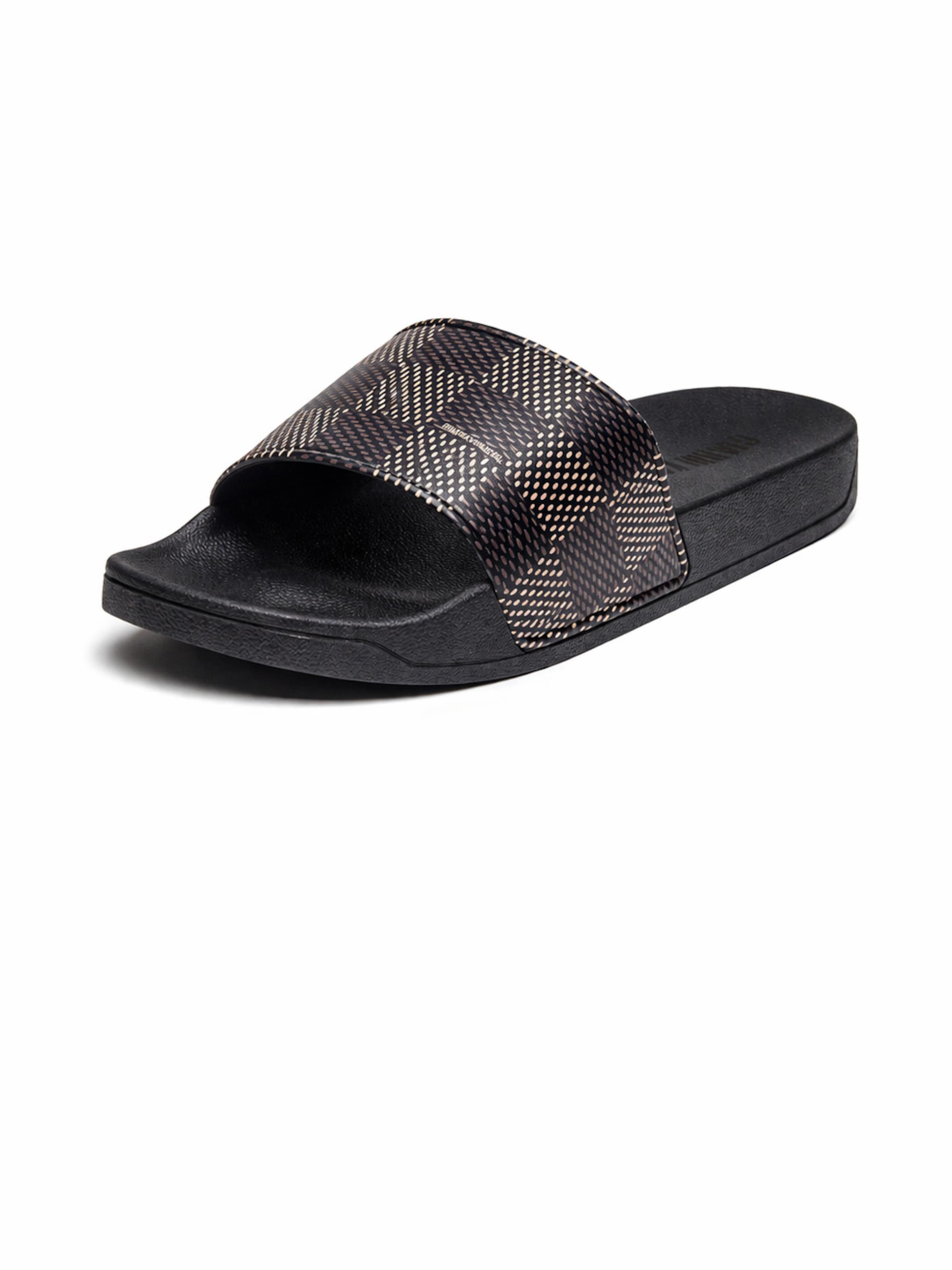 Gianni Kavanagh Mules 'Piazza' in 45 in Cream / Dark brown, Item view