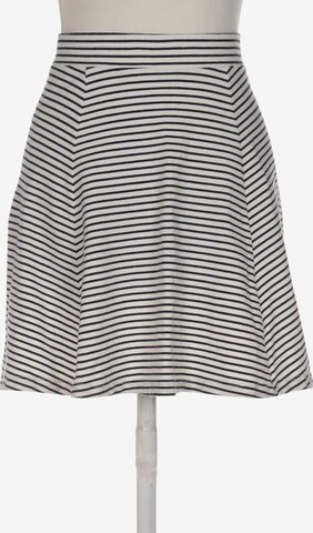 Bershka Skirt in S in White: front