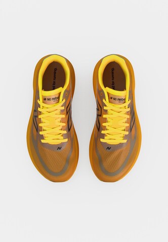 Scarpa sportiva 'FC Rebel' di new balance in arancione