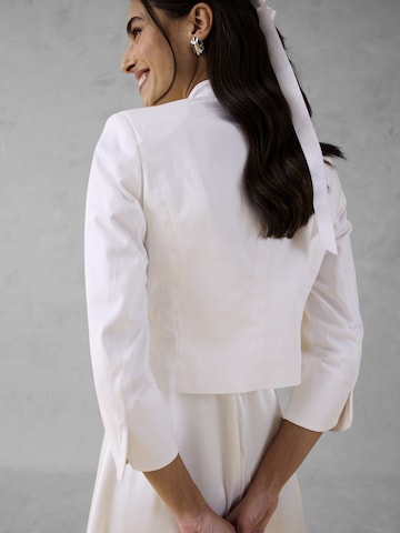 bonprix Bolero in Wit