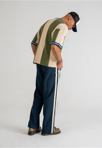 Regular Pantalon Prohibited en bleu