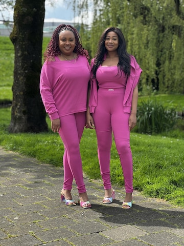 Mowi Fit Tracksuit in Pink