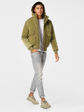 Superdry Between-Season Jacket 'Everest' in Green