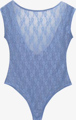 Pull&BearBodi majica - plava boja: prednji dio