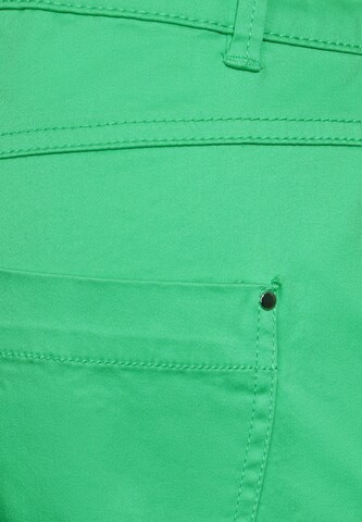 STREET ONE Slim fit Chino Pants in Green