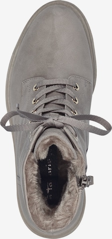 TAMARIS Ботинки на шнуровке в Серый