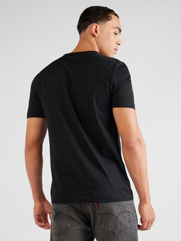 Tricou de la BOSS pe negru