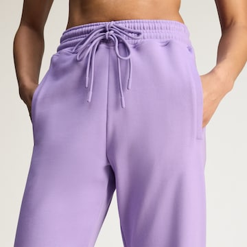 ADIDAS BY STELLA MCCARTNEY Wide Leg Sporthose in Lila