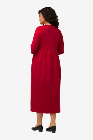 Robe Ulla Popken en rouge