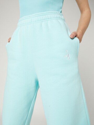 VIERVIER Tapered Sweatpant 'Sarah' in Blau