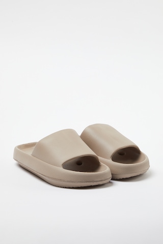 Trendyol Pantolette i beige
