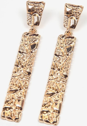 J. Jayz Earrings in Gold: front