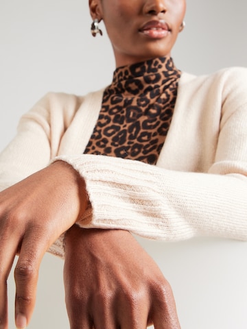 Geacă tricotată 'Julika' de la ABOUT YOU pe bej