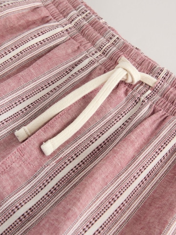 Largi Pantaloni de la Next pe roșu