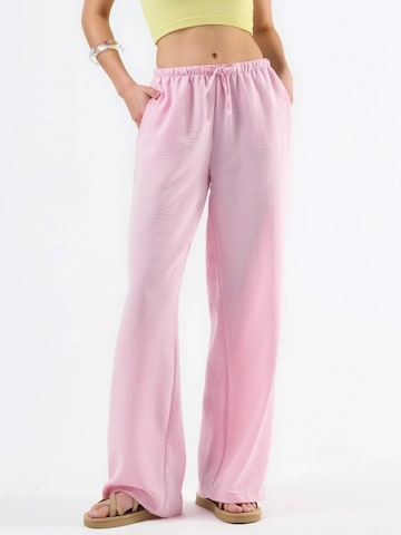 Busem Hose in Pink: Vorderseite